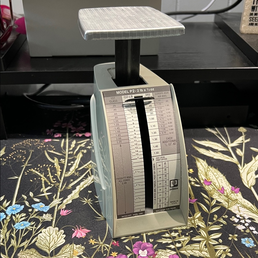 PelouzeVintage Mechanical Postal Scale Model P2-2lb x 1/2oz- Gray